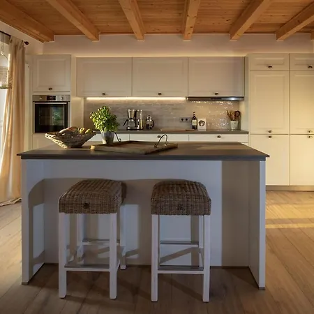 Дом отдыха Hideaway Neuendorf (Rugen)