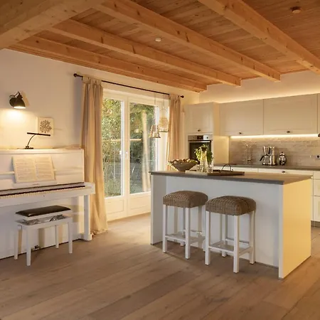 Hideaway Дом отдыха Neuendorf (Rugen)